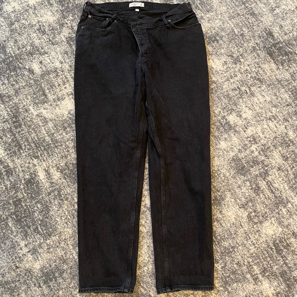 Abercrombie & Fitch Button Up V- Shaped Jeans